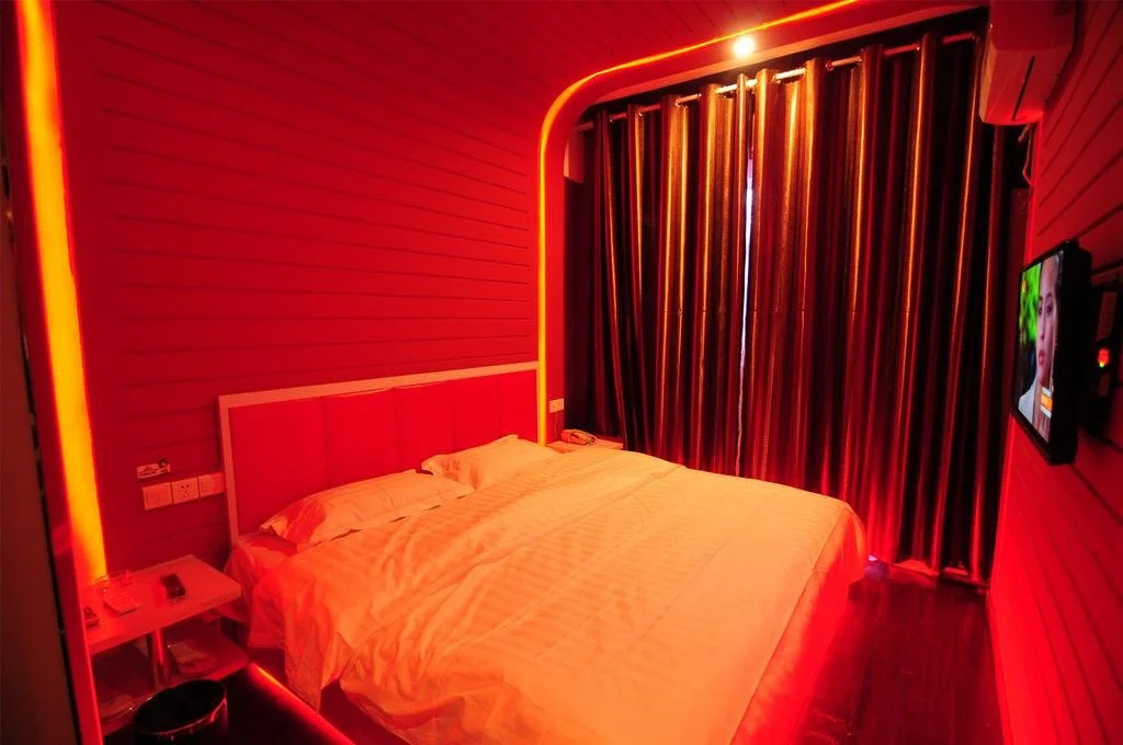 Ruier New Concept Express Hotel