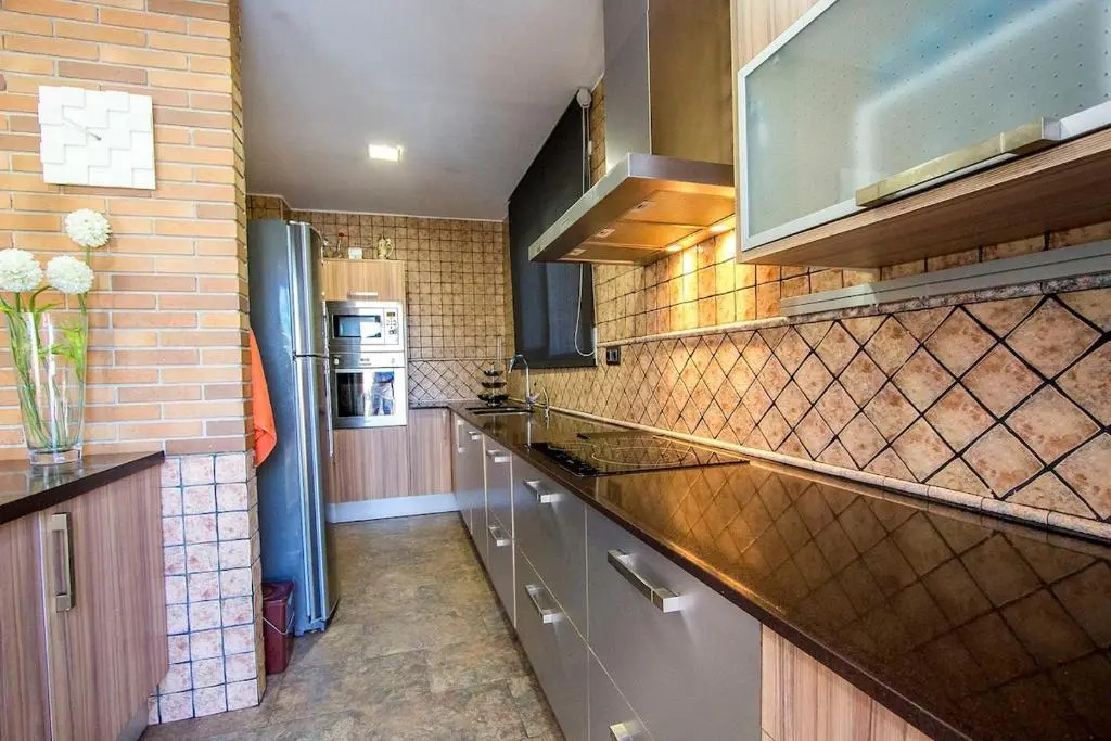 Catalunya Casas Modern and spacious with private pool close to BCN