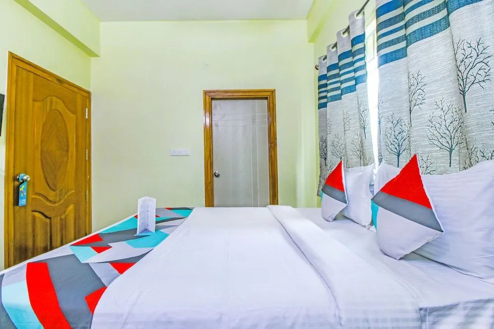 Sri Sai Suites By FabHotel