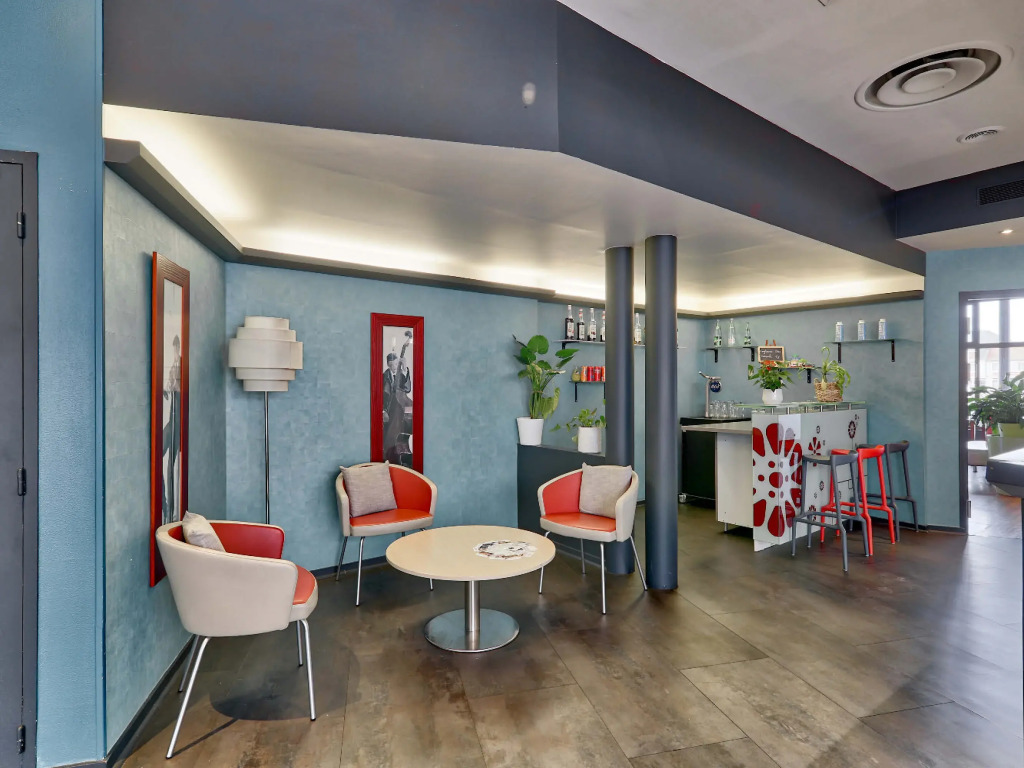 B&B HOTEL Montluçon Saint-Victor