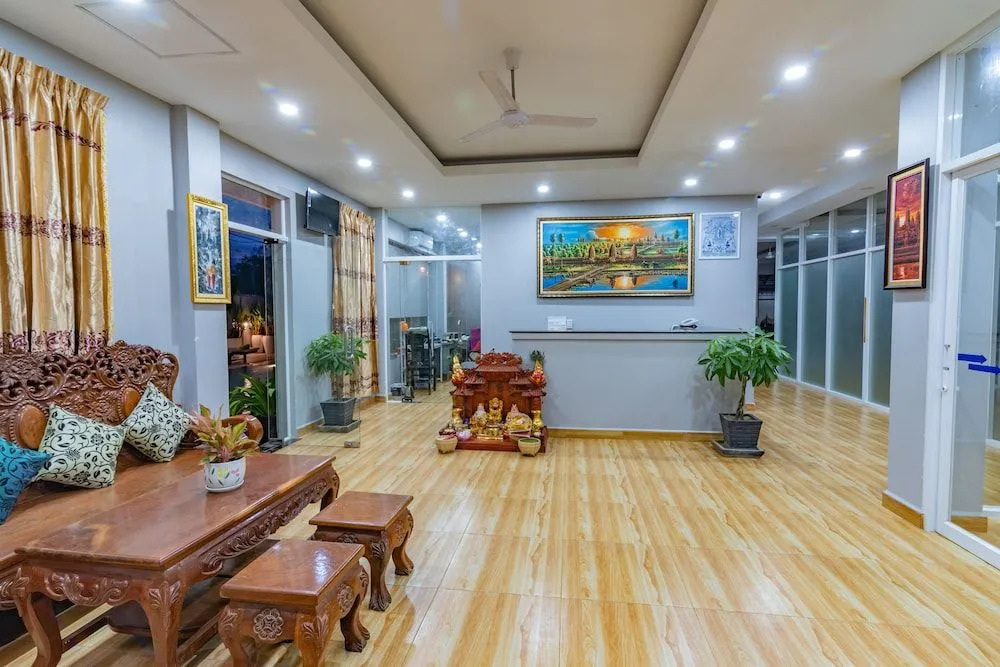 MidCity GoldenTown Hotel