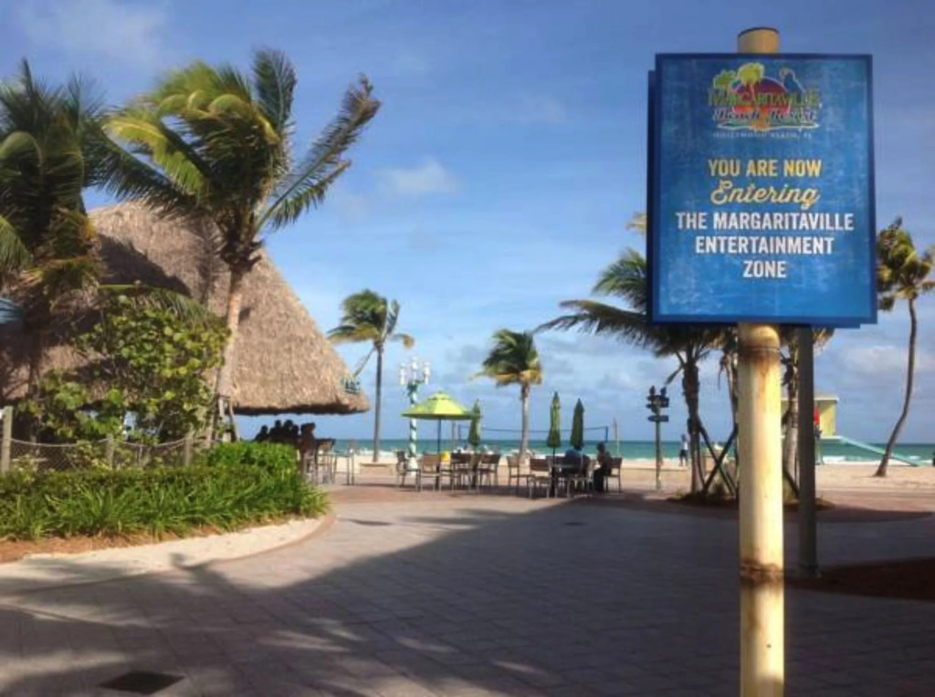 St Maurice Beach Inn