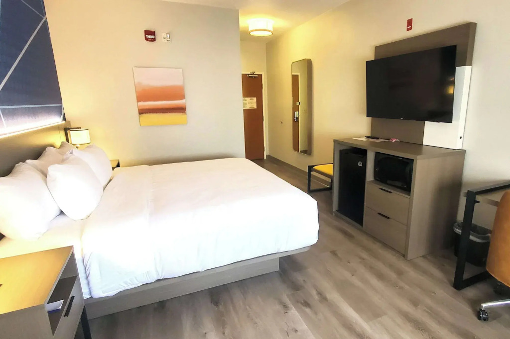 Comfort Inn & Suites Oklahoma City North - Quail Springs