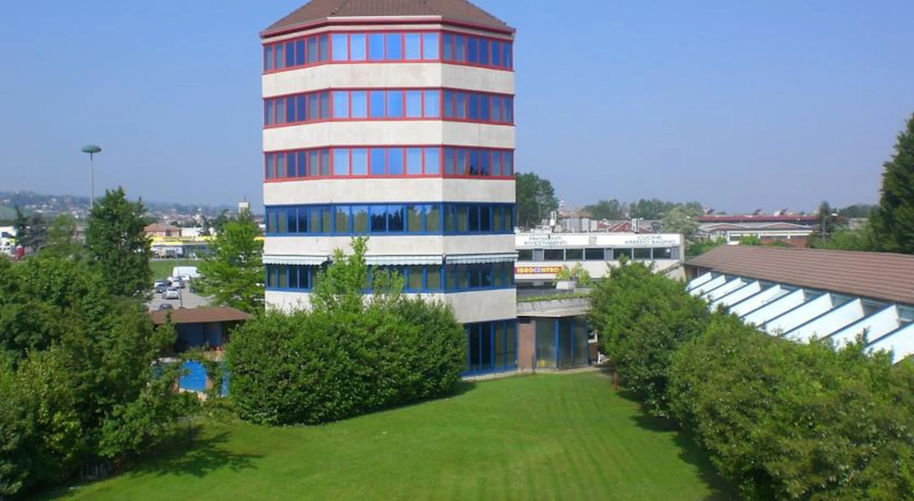 Business Hotel
