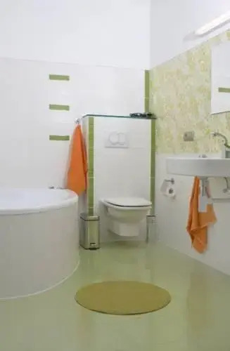 Hostel Orange House