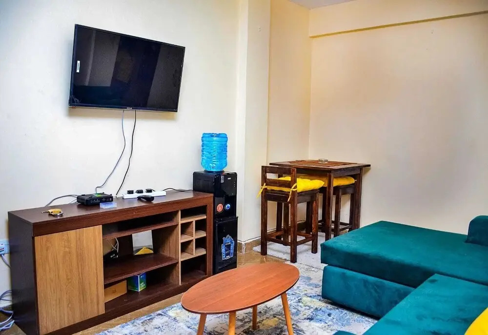 Lux Suites TRM 1 Bedroom Apartments