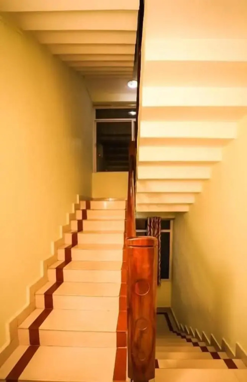 Hotel Emerald Inn