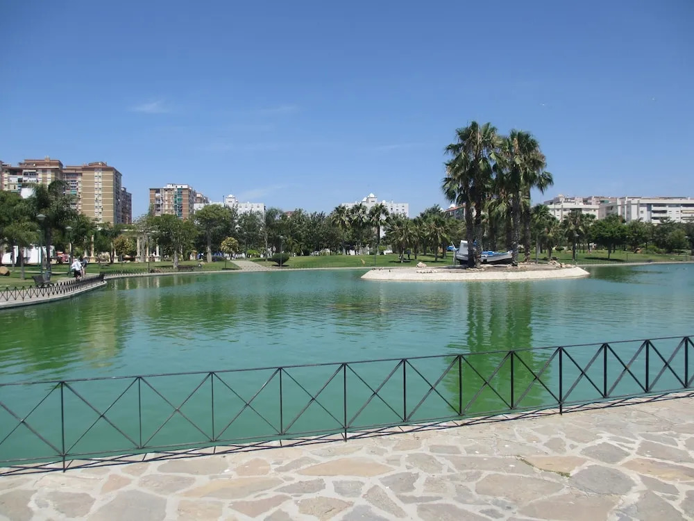 Frenta a la playa Malaga-Antonio Machado