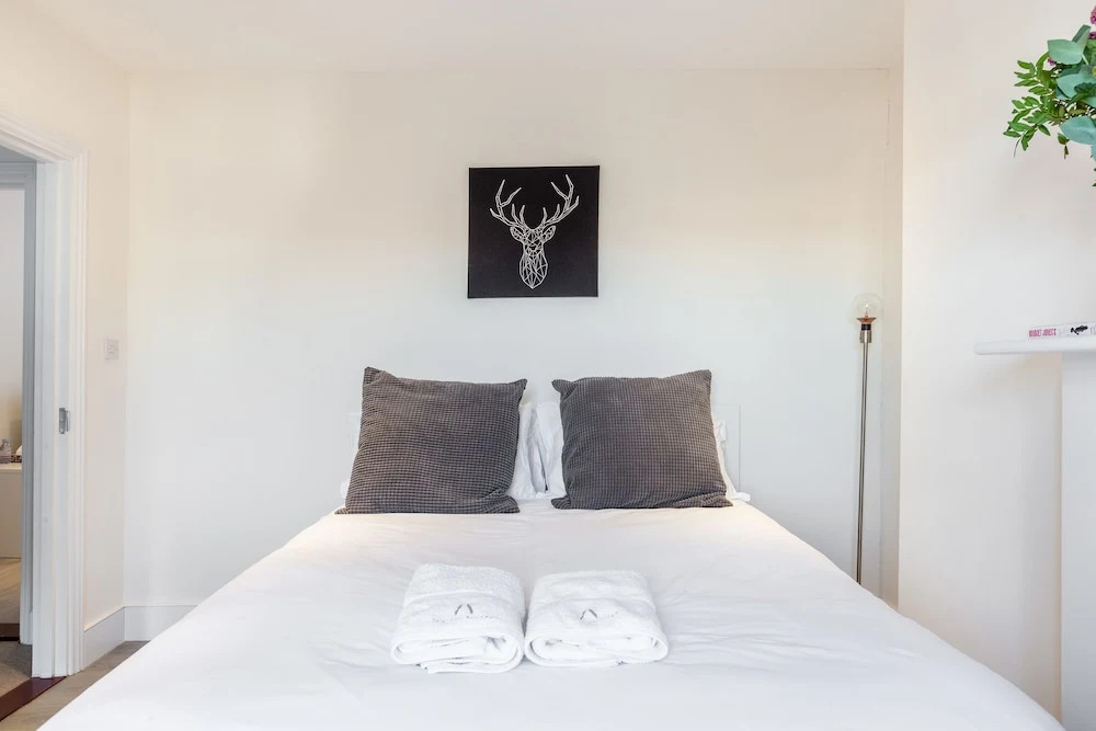 3 BDR Maison South Ken by The Residences
