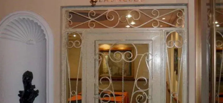 Hotel Corintios