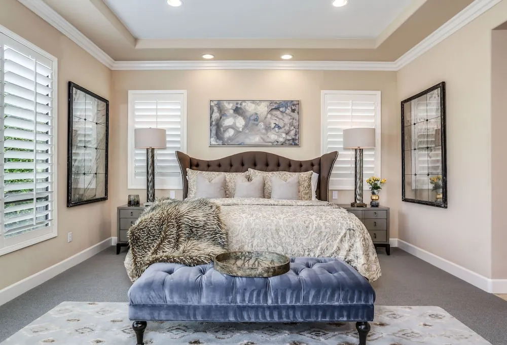 New Listing! Opulent 3-unit W/ Private Pool 7 Bedroom Home