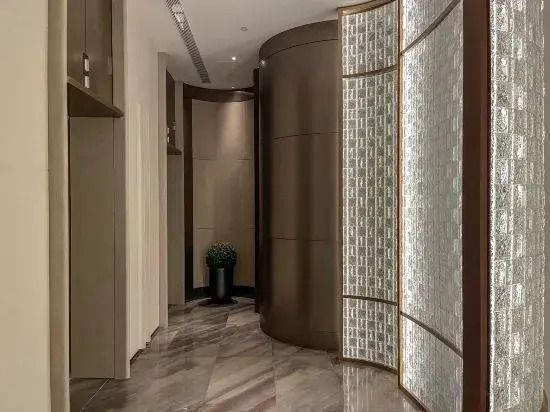 HuaMan Hotel