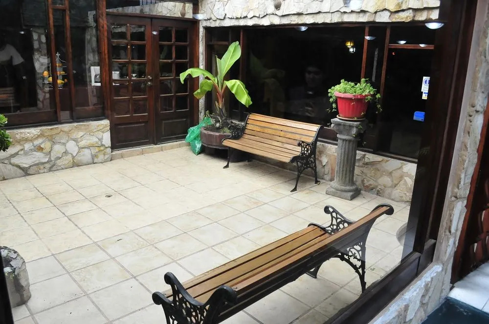 Hotel NASS Sol de Quito