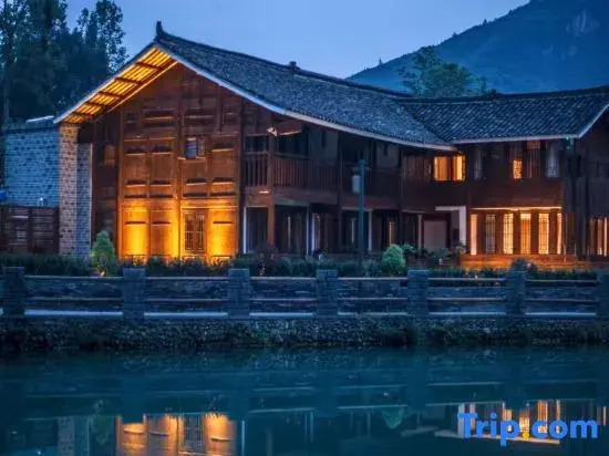 Fanjing Mountain Moyunjian (Yunshe Shenlongtan store)