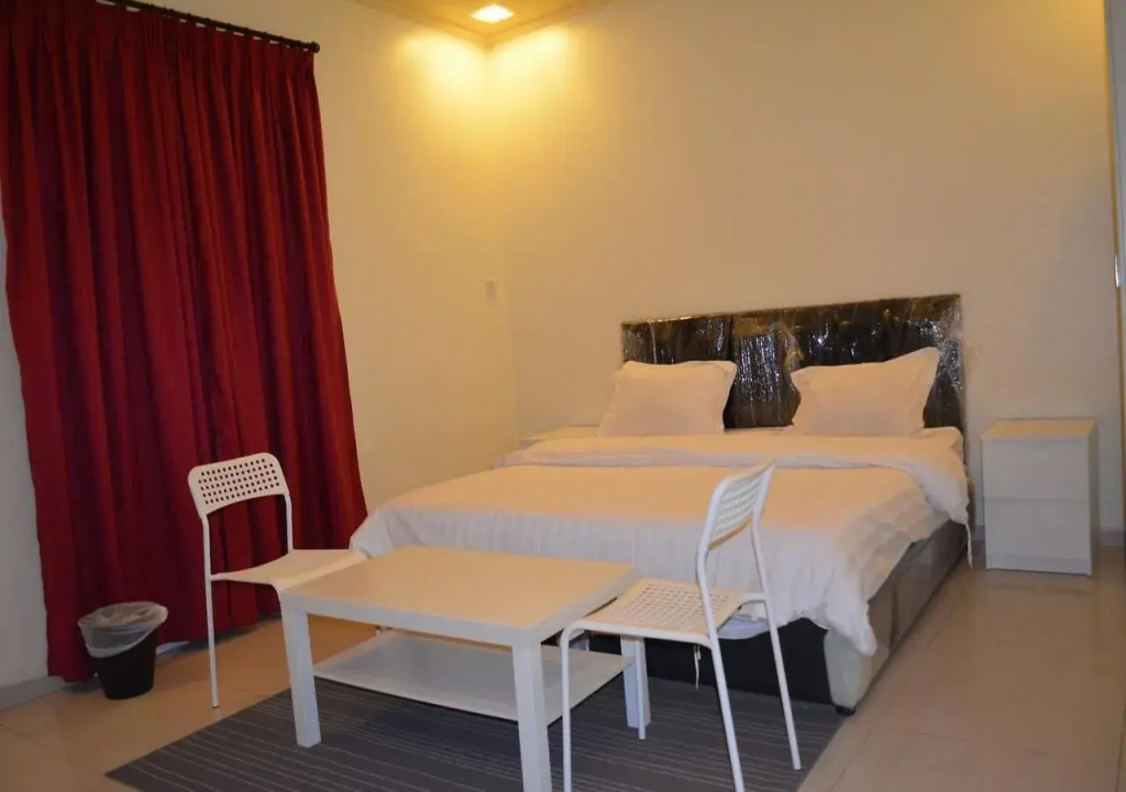 Al Nabarees Golden Hotel Apartment