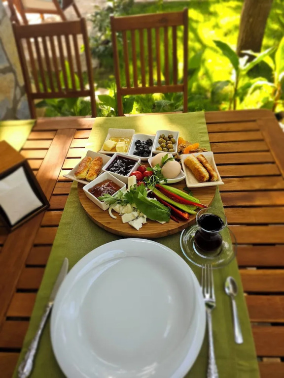 Çıralı Nun Bungalove