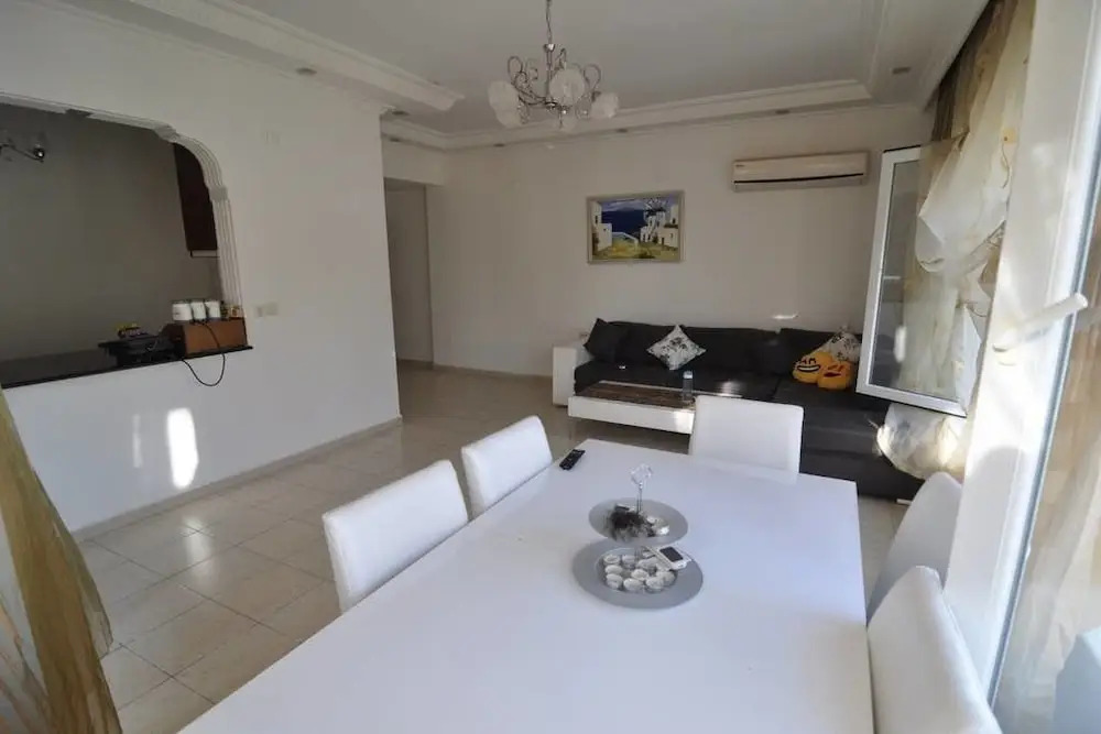 Cleopatra Beach 3 Bedroom