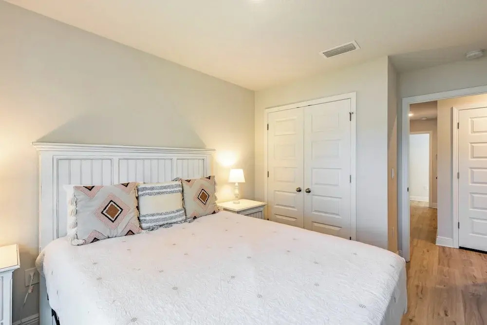 Santa Rosa Hideaway by Avantstay Pet Friendly 6 Mins to Beach!