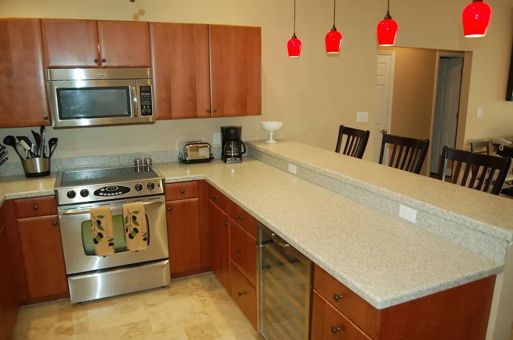 Aloha Kai - Unit 22 2 Bedrooms 2 Bathrooms Apts