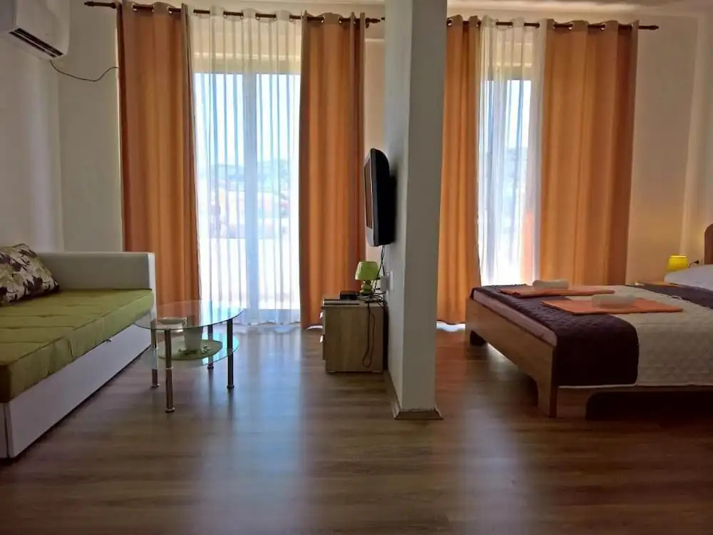 La Porta Apartments