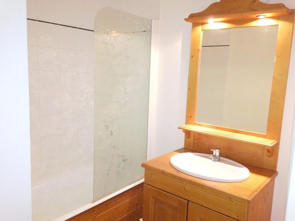 Apartment With one Bedroom in Mont-de-lans, With Wonderful Mountain Vi