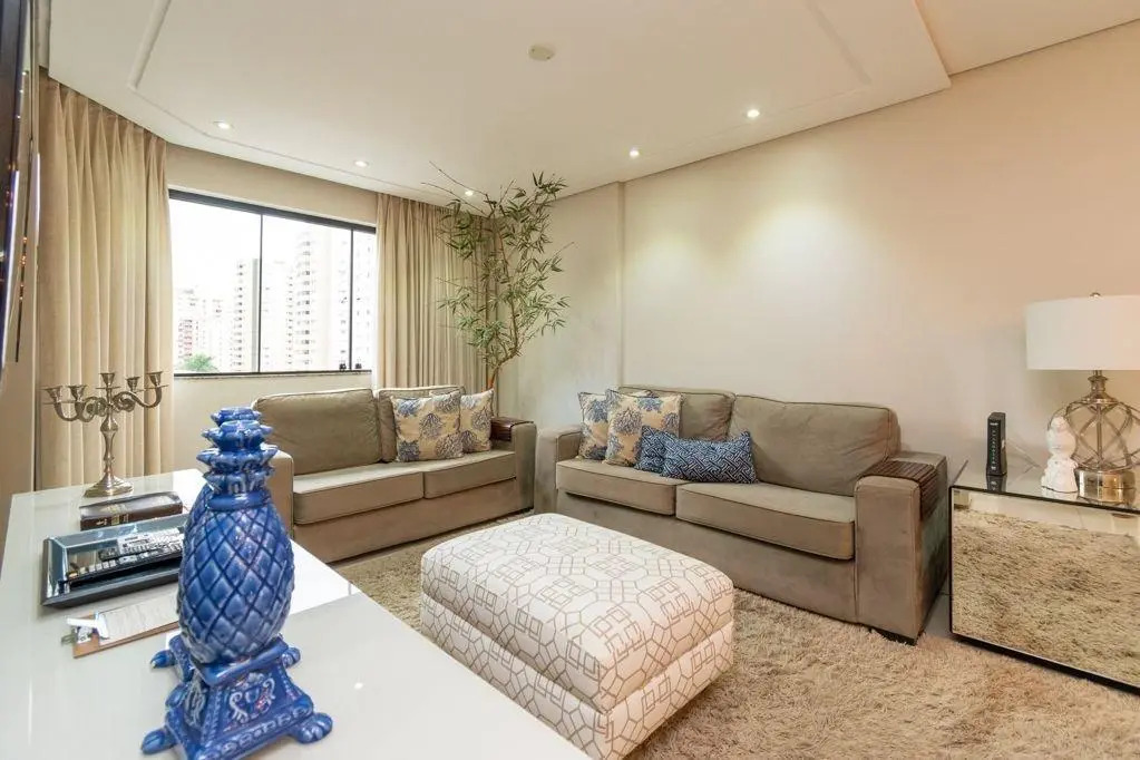 Apartamento de 3 quartos no Setor Bueno - Wi-fi - Garagem - DOM302