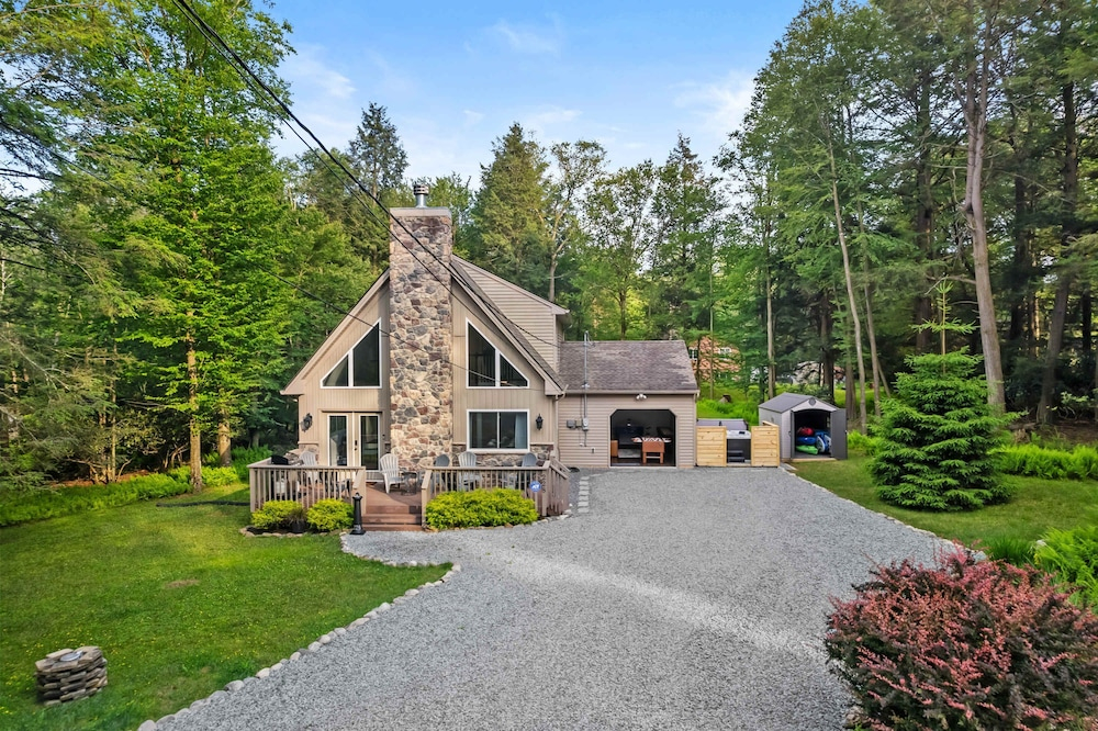 Near Jfbb With Private Hot Tub and Game Room