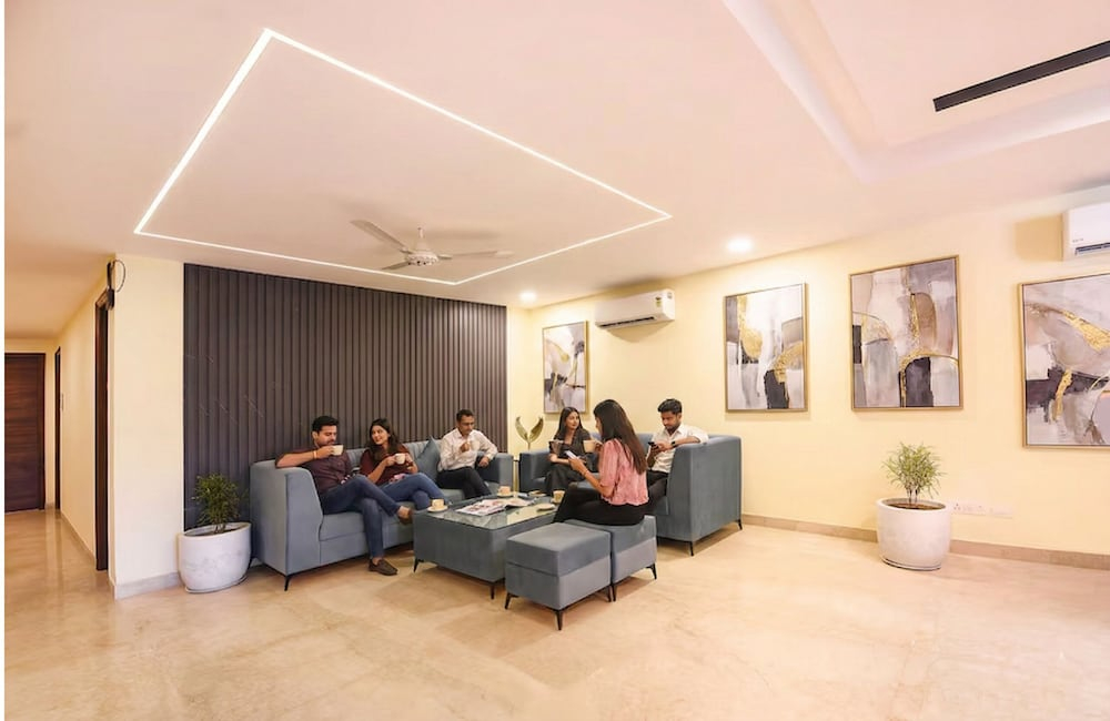 FabHotel Hygge Stay - 1.5km from Belvedere Towers Metro Station Gurgaon