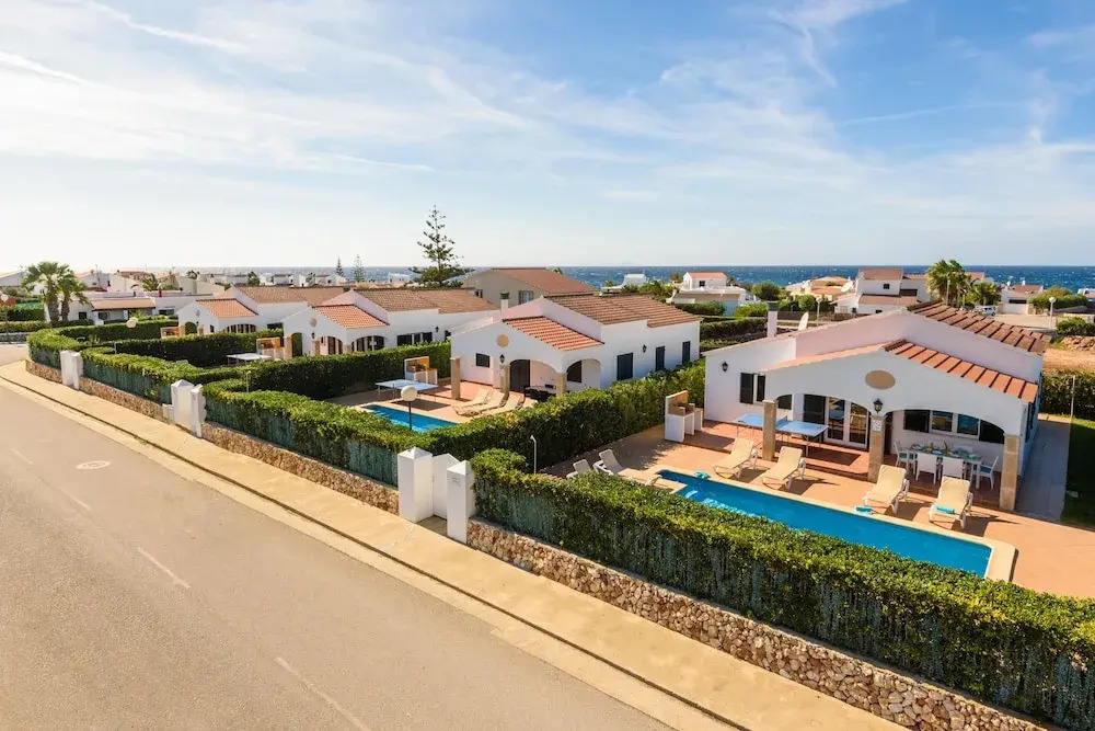Villa Angelas by Villa Plus