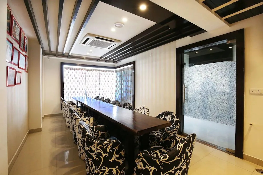 OYO 3791 Hotel Umed Grand