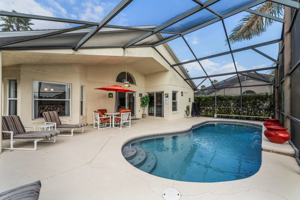 Superb pool villa near Disney, Kissimmee, US