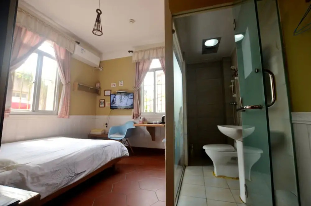 Huatian Gucuo Guesthouse