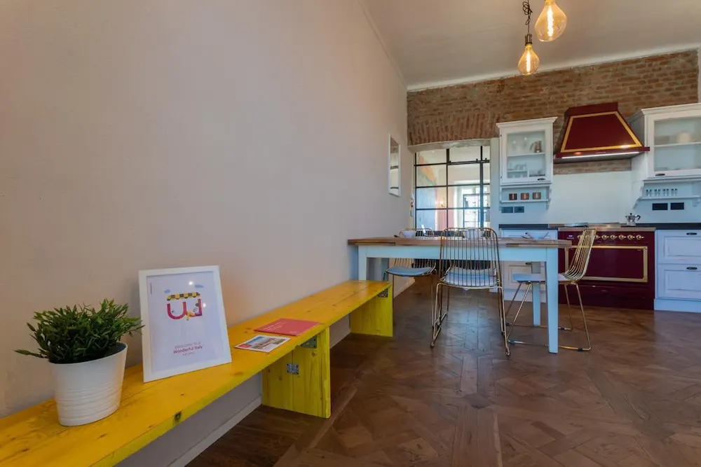 Principe Tommaso 12 - Graffiti Apartment