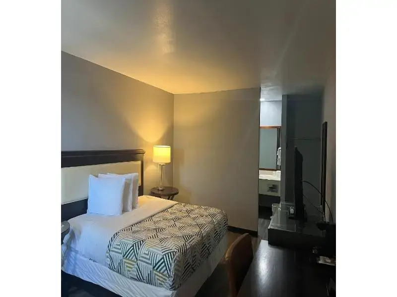 Motel 6 Borger, TX Boom Town