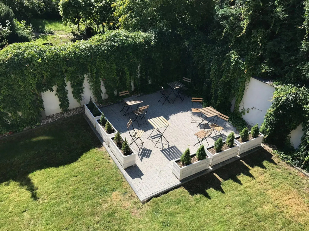 La Petite APARTMENTS & ROOMS
