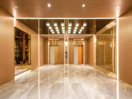Orange Hotel (Hangzhou Binjiang Xingguang Avenue Pedestrian Street)
