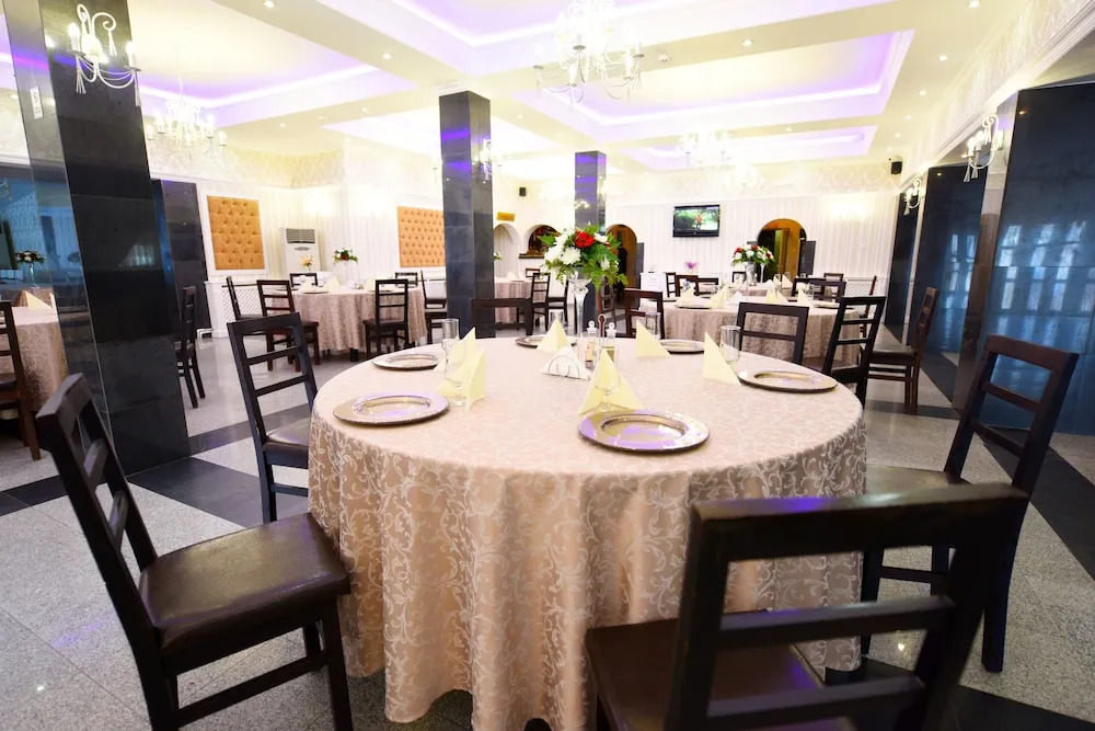 Pensiunea Sarmis Cristal Wellness & Spa