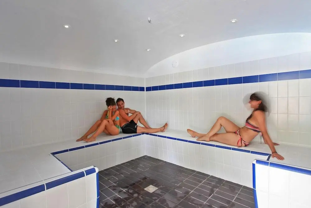 Albirondack Park Camping Lodge and Spa