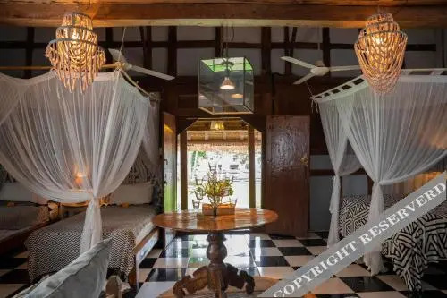 Villa Kalis, 10BR, Sleeps 24, Perfect for Groups, Best Value Seminyak