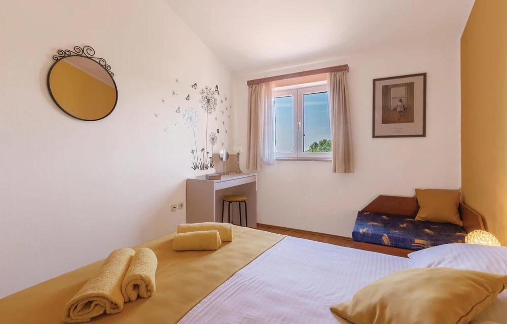 Awesome Home in Krnica With Wifi and 4 Bedrooms