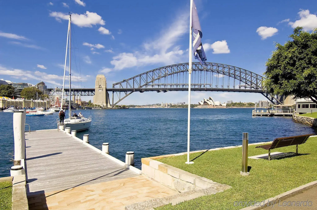 Sydney Harbourside Apartment