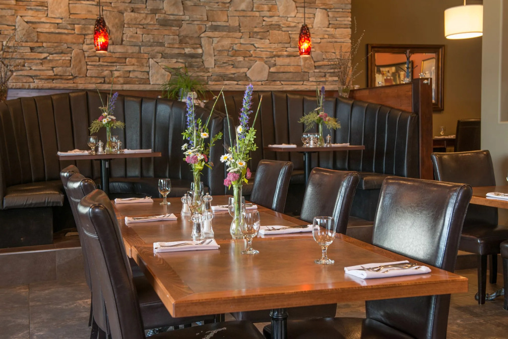 Hilltop Inn - Salmon Arm