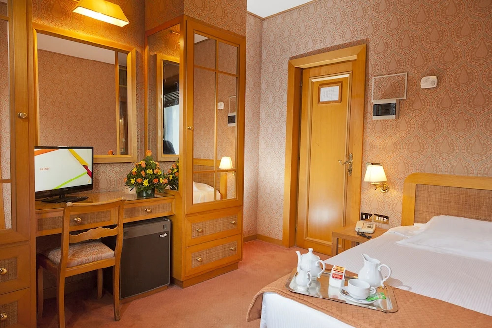 Polo Hotel