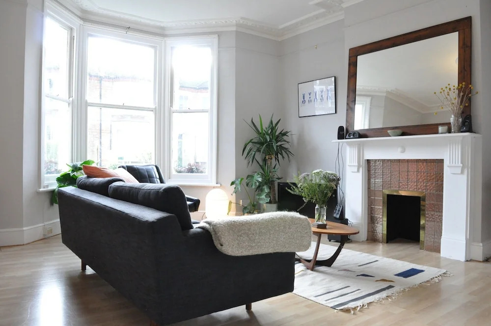 2 Bedroom Flat With Garden in New Cross