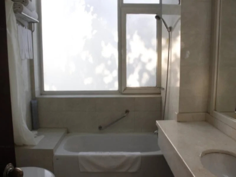 Tiantian Holiday Hotel