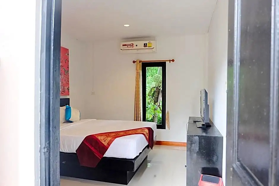 Naiharn Paradise Boutique
