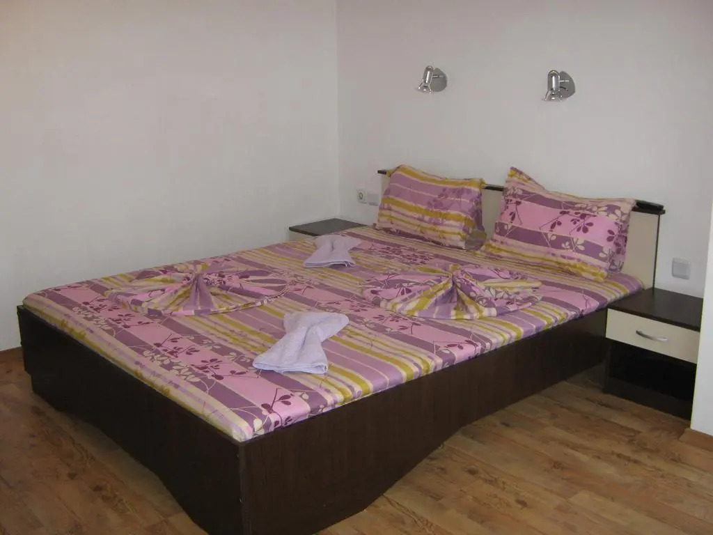 Guest House Mihalevi
