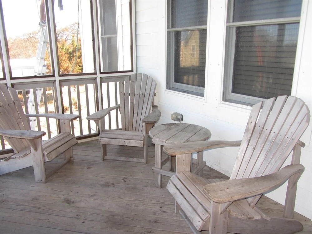 Spartina 3 Bedroom Cottage by RedAwning