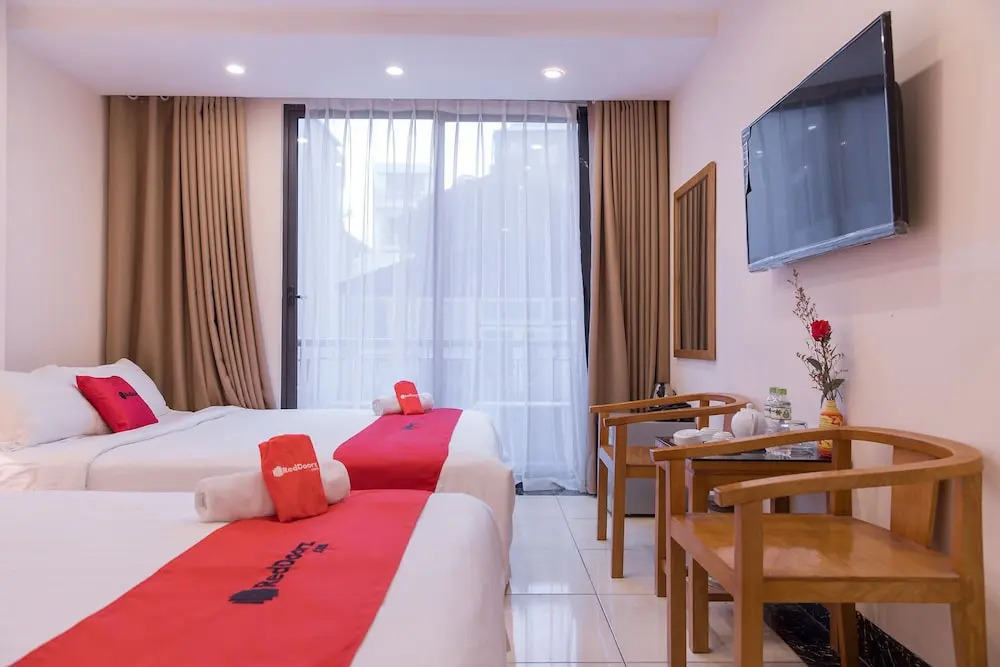 RedDoorz Near Nguyen Chi Thanh Street