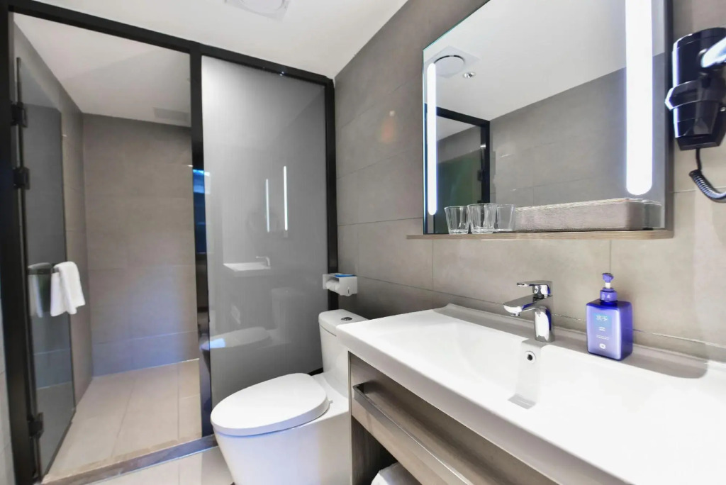 Hanting Hotel Xishuangbanna Kongquehu